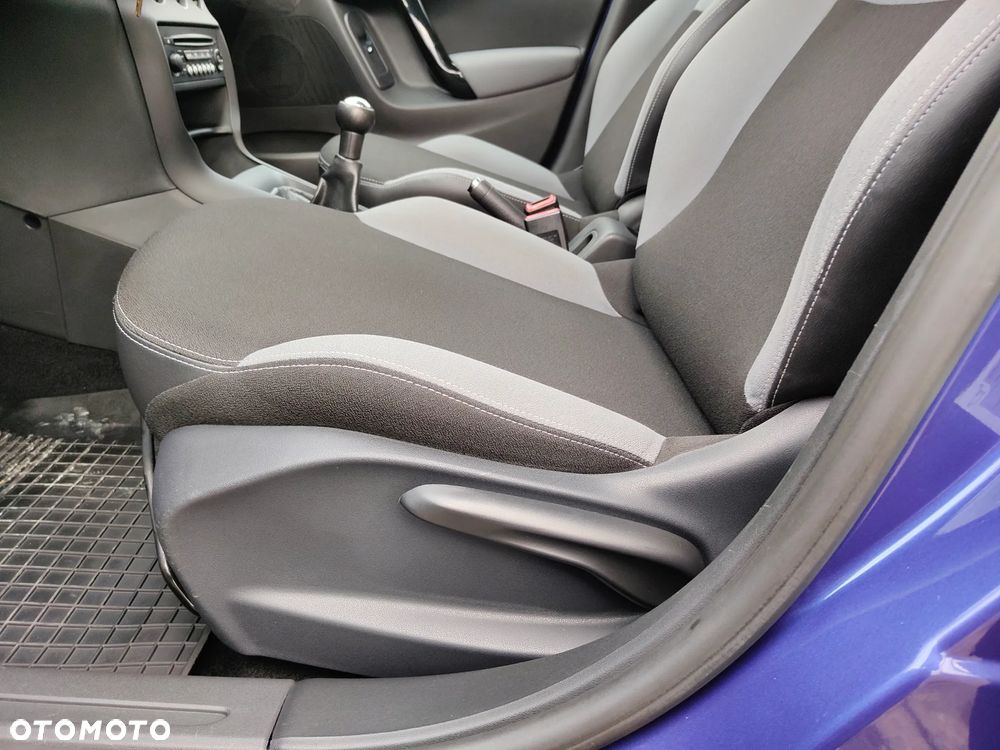 Citroën C3 Pure Tech (VTi) 68 Attraction - 18