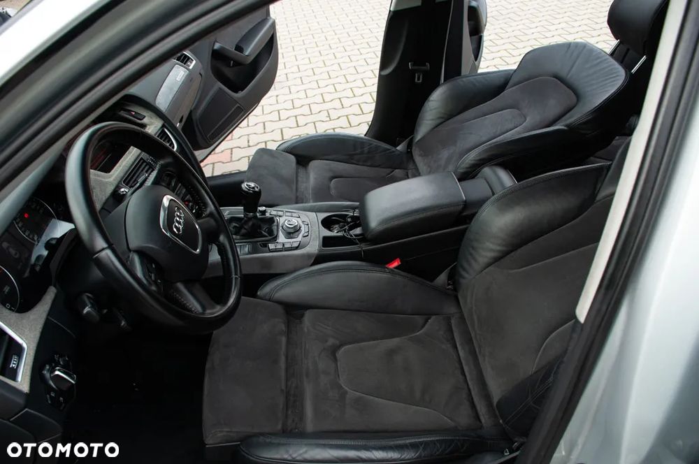 Audi A4 Limousine 2.0 TFSI Quattro - 36