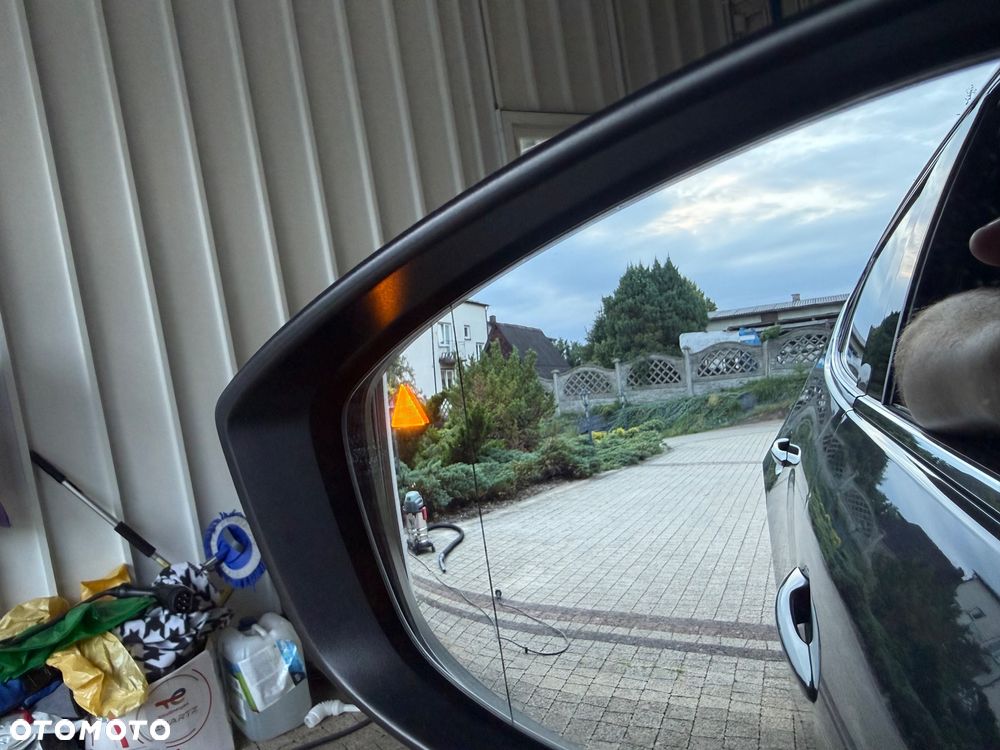 Mazda 3 SKYACTIV-G 2.0 M-Hybrid 150 SELECTION - 32