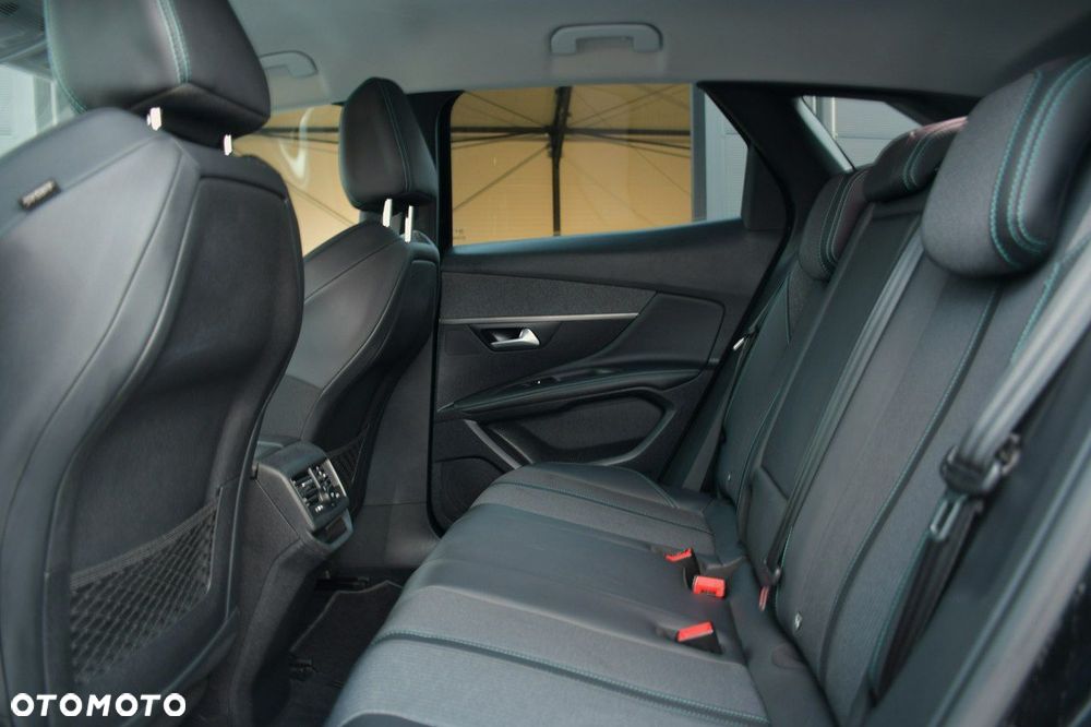 Peugeot 3008 1.2 PureTech Allure S&S - 14