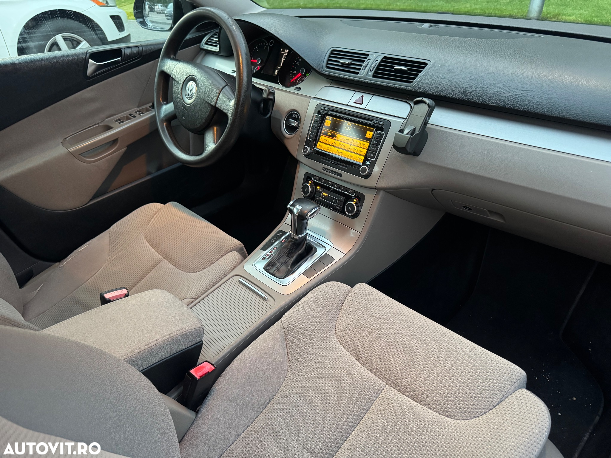 Volkswagen Passat Variant 2.0 TDI BlueMotion Technology DSG Comfortline - 7