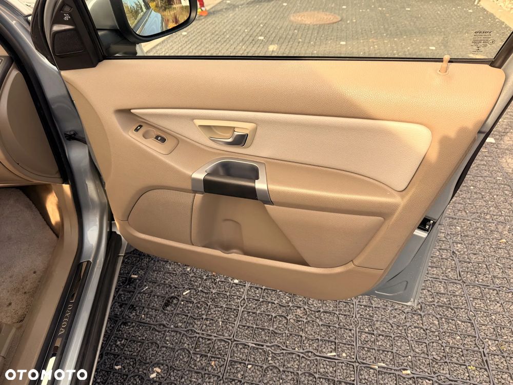Volvo XC 90 3.2 AWD Executive - 23