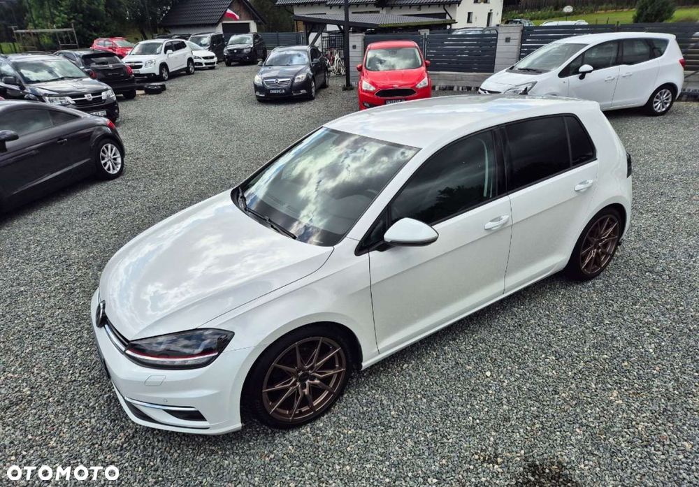 Volkswagen Golf - 29