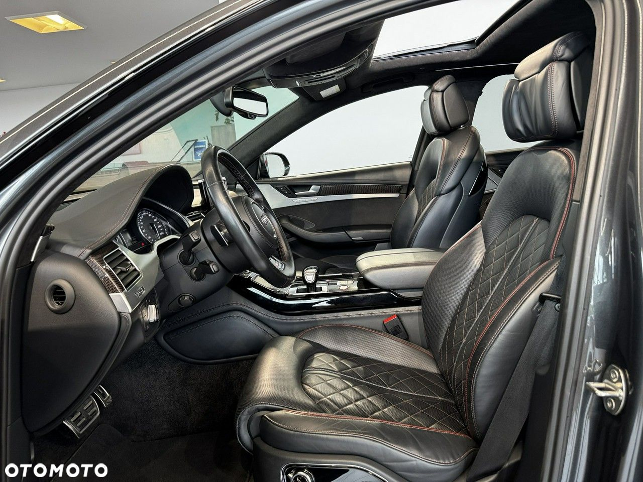 Audi S8 - 20