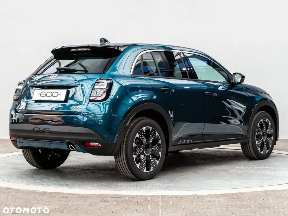 Fiat 600 ver-1-2-turbo-hybrid-la-prima-edct - 6