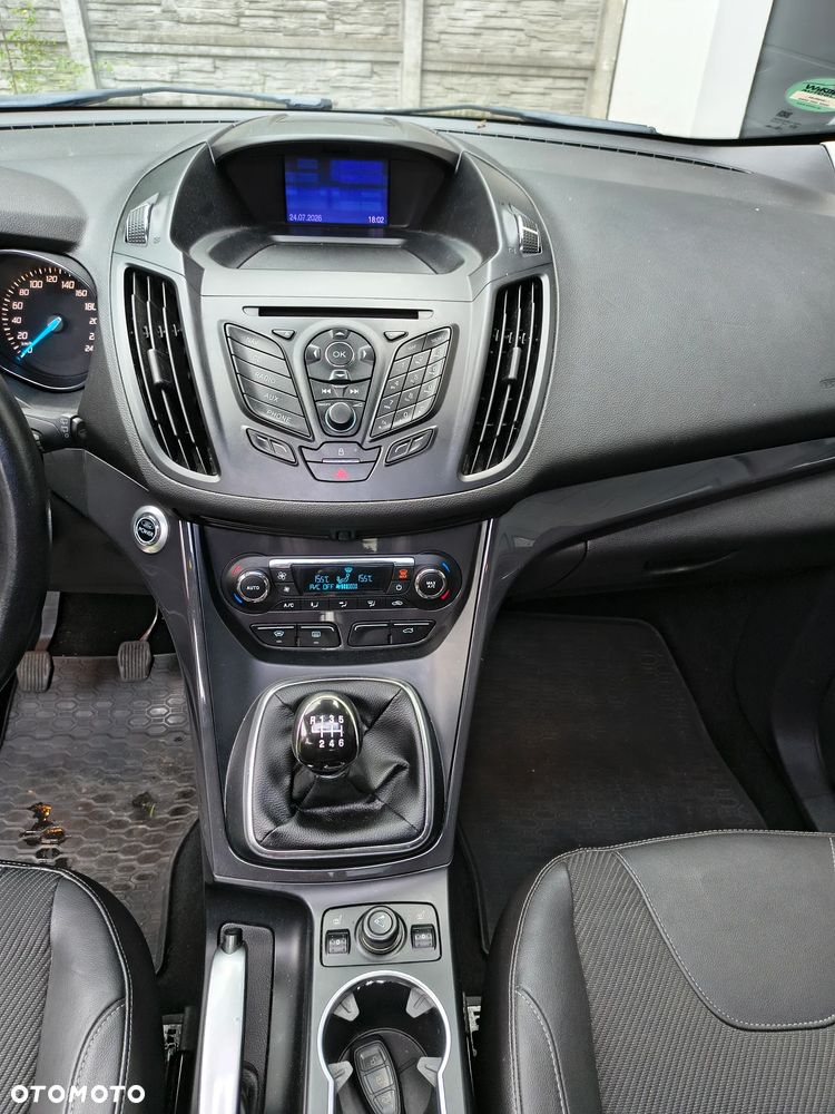 Ford Kuga 2.0 TDCi 4x4 Titanium - 14