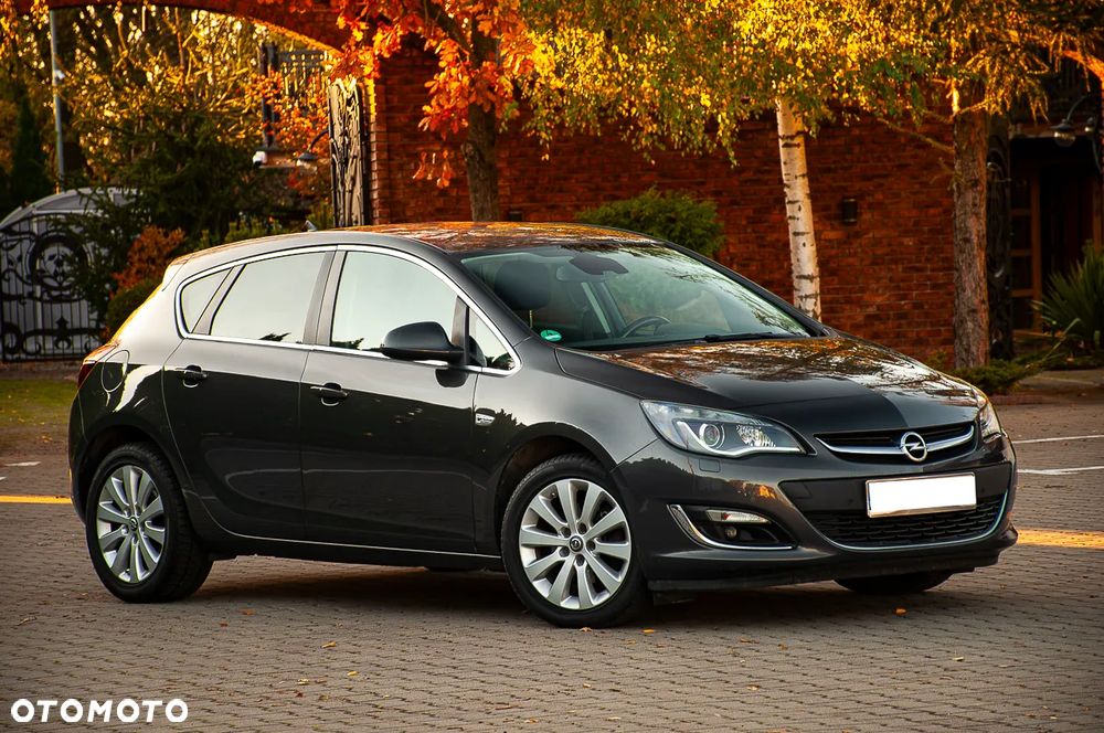 Opel Astra 1.6 ECOTEC DI Turbo ecoFLEX Start/Stop Exklusiv - 12