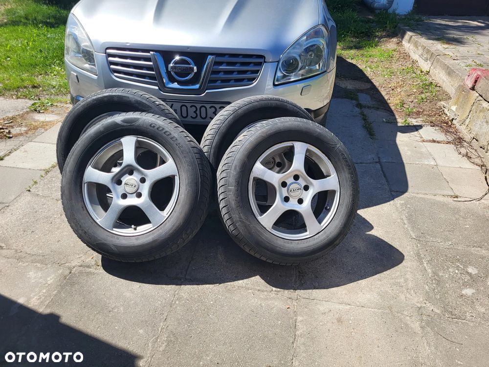 Nissan Qashqai 2.0 dCi 4x4 Tekna - 16