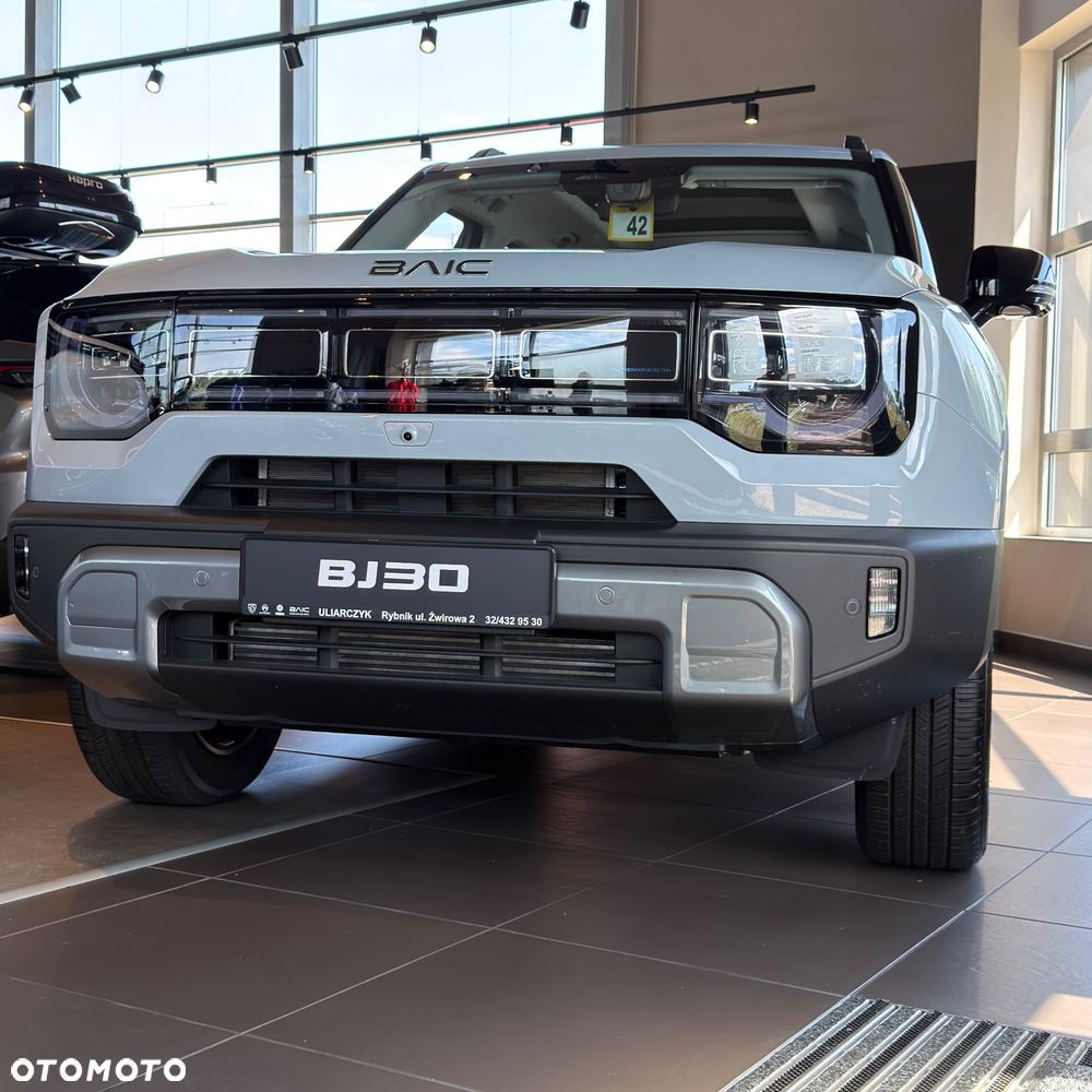 BAIC BJ30 BJ30e 1.5T DHT 4x4 HEV - 1