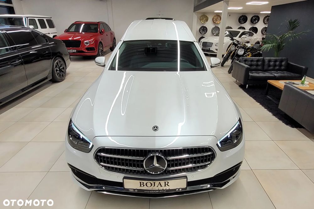 Mercedes-Benz Klasa E 200 Exclusive - 4