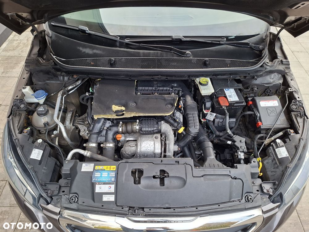 Peugeot 308 - 13