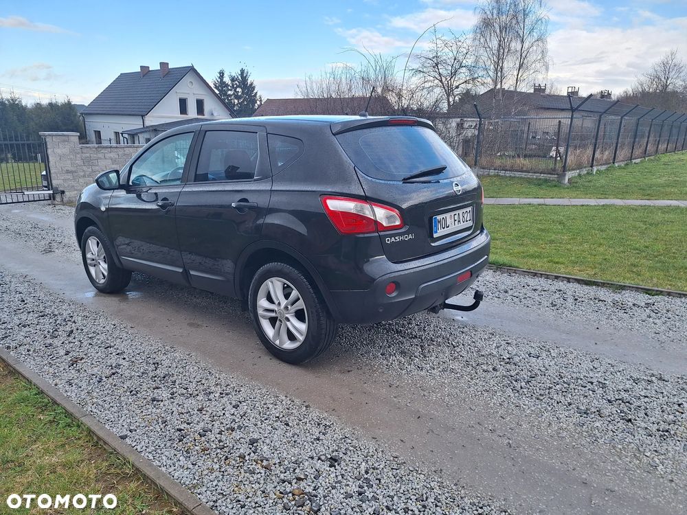 Nissan Qashqai - 2