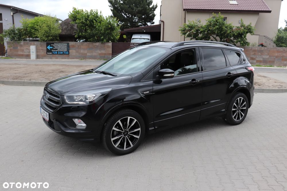 Ford Kuga 1.5 EcoBoost 2x4 ST-Line - 2