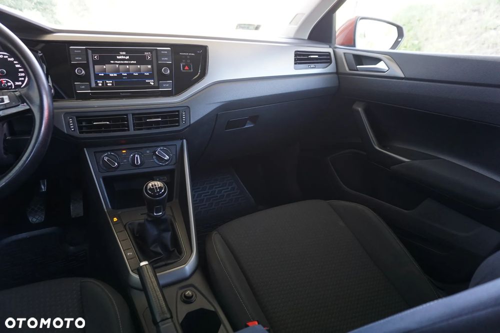 Volkswagen Polo 1.0 TSI Comfortline - 16