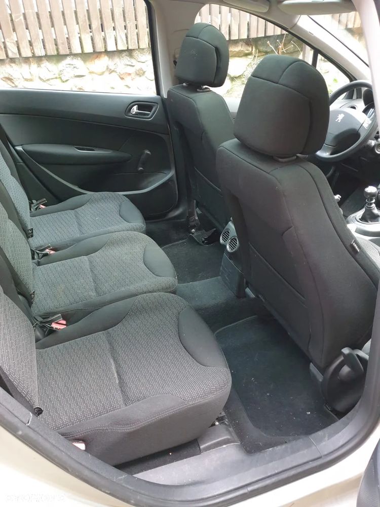 Peugeot 308 HDi FAP 110 (Blue Lion) Tendance - 9