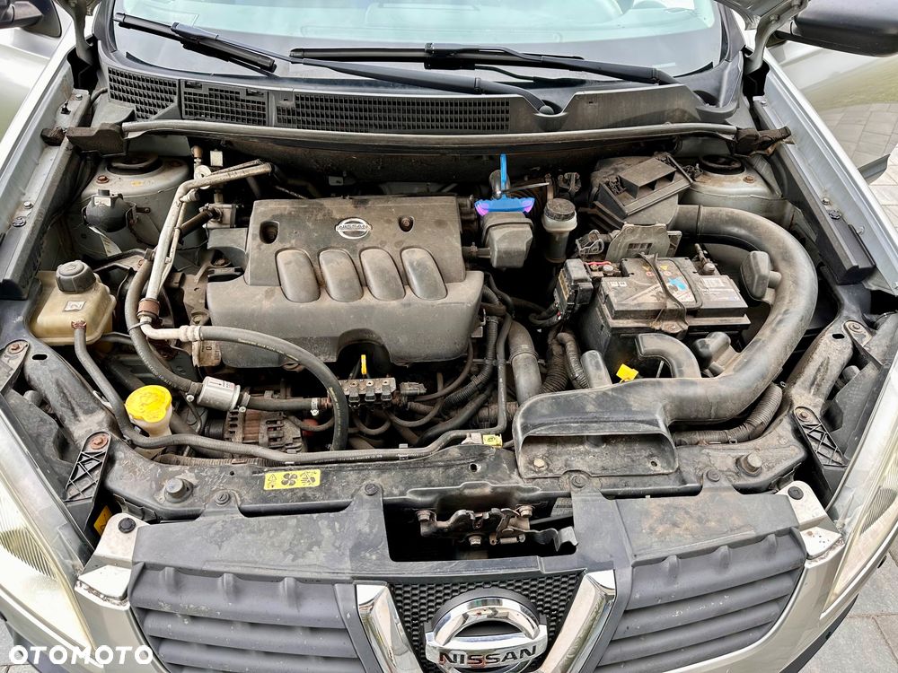 Nissan Qashqai 2.0 4x4 Visia - 6