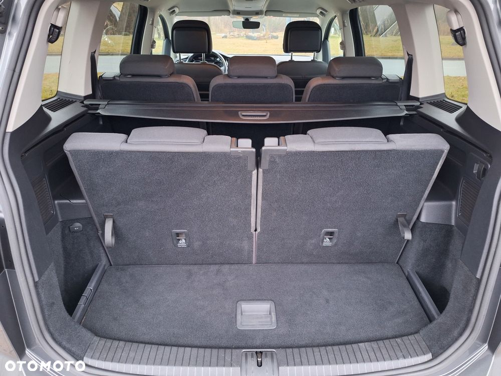 Volkswagen Touran 1.5 TSI EVO Comfortline Plus DSG - 11