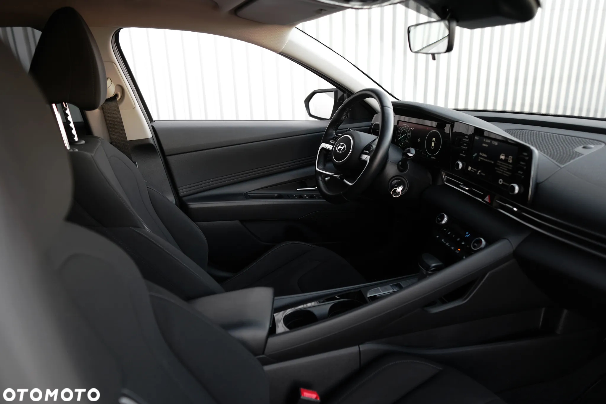 Hyundai Elantra 1.6 Smart CVT - 9