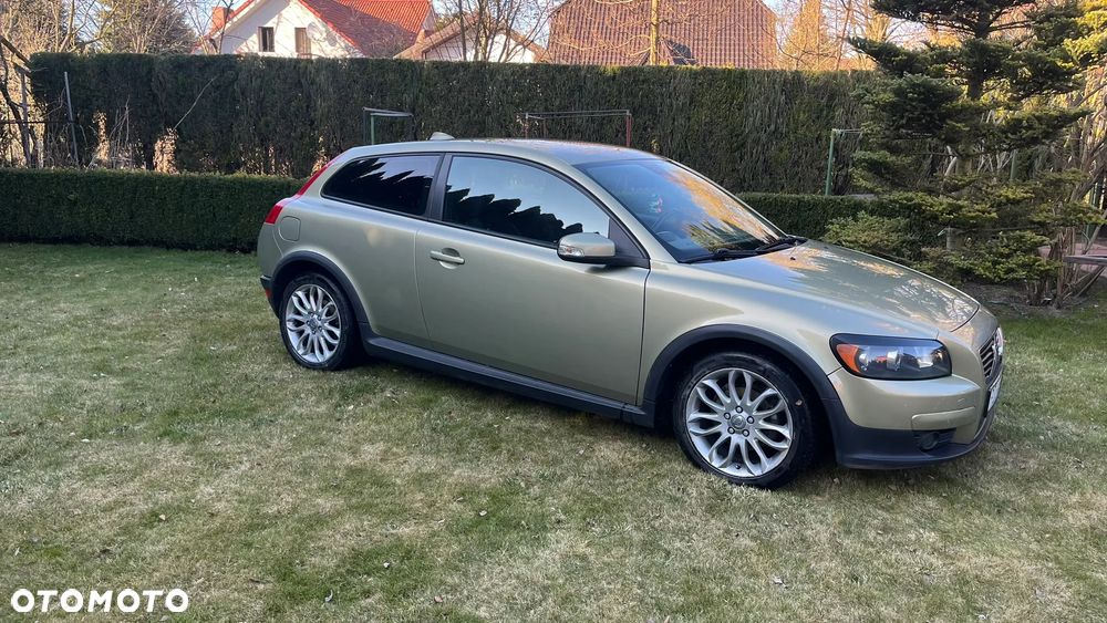 Volvo C30 2.0D Momentum - 3
