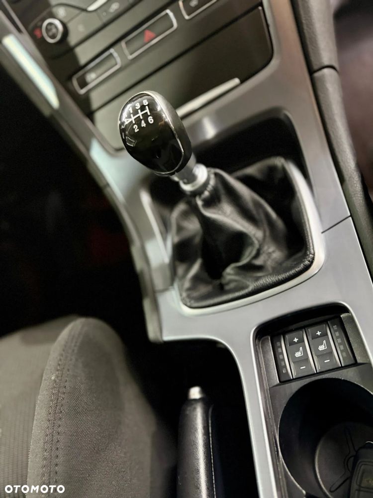 Ford Mondeo - 13
