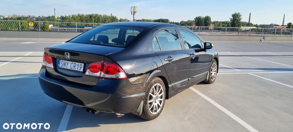 Honda Civic 1.8 Base - 5