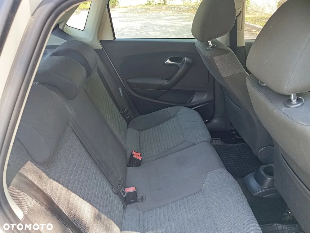 Volkswagen Polo 1.2 12V Q-Line - 9