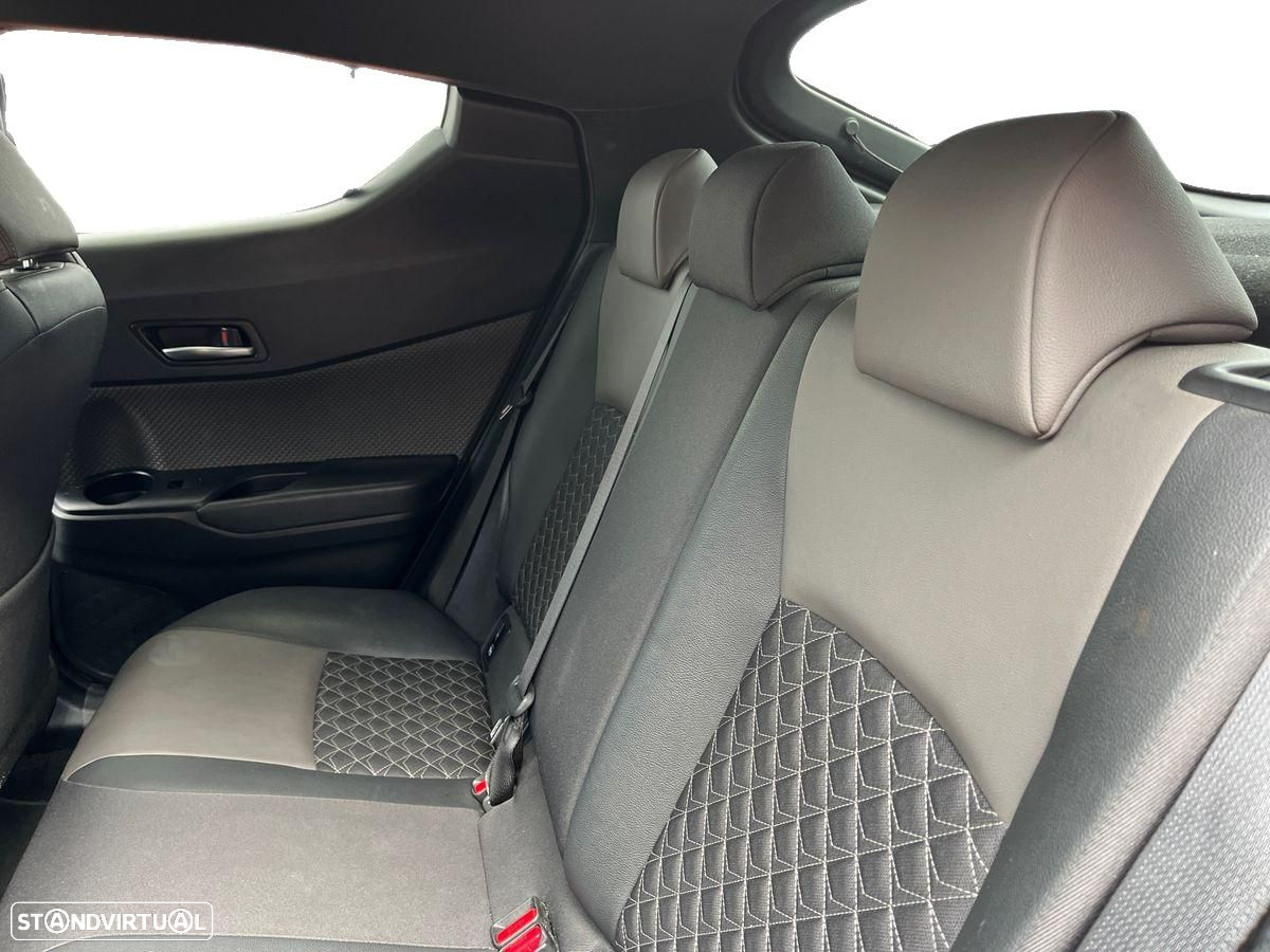 Toyota C-HR 1.8 Hybrid Exclusive - 3