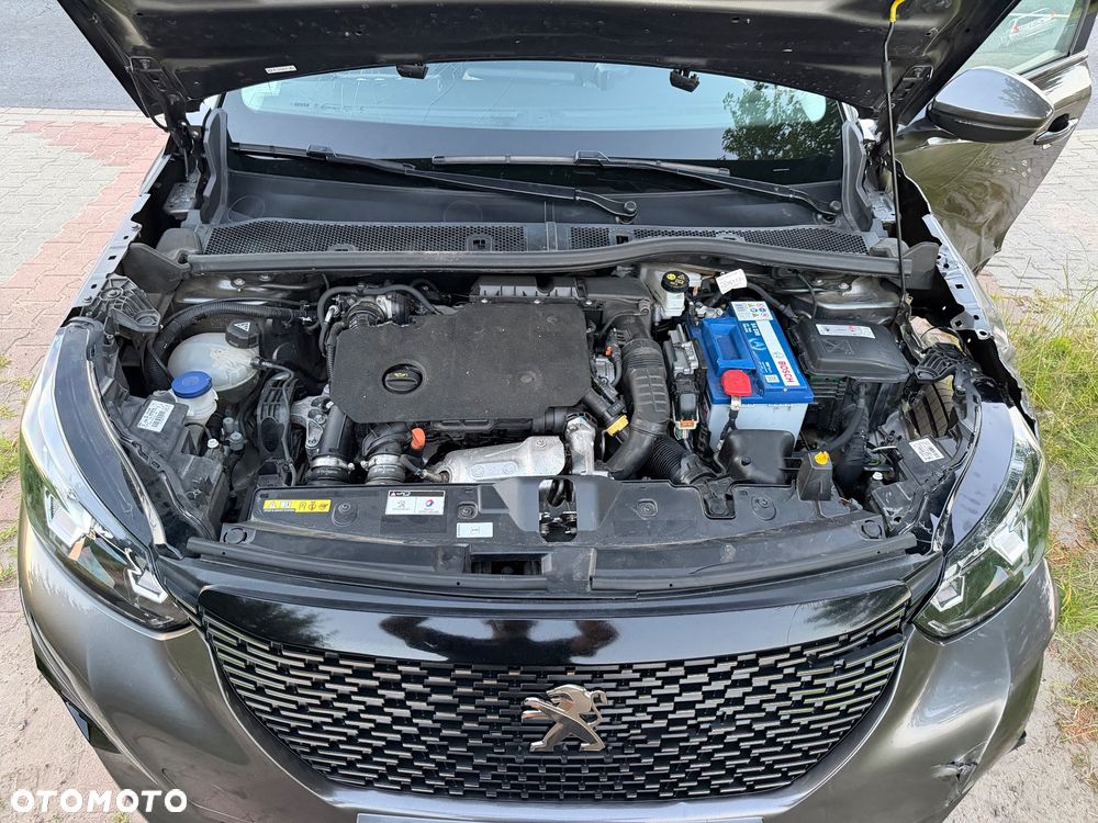 Peugeot 2008 BlueHDi 130 EAT8 Allure Pack - 17