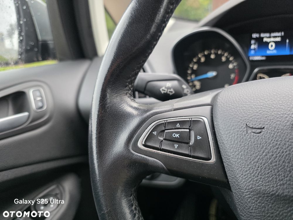 Ford C-MAX 1.5 EcoBoost Titanium ASS - 19