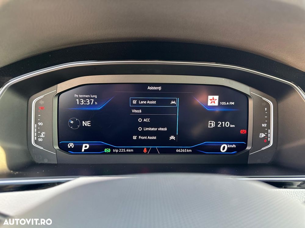 Volkswagen Passat 2.0 TSI OPF DSG 4Motion Elegance - 25