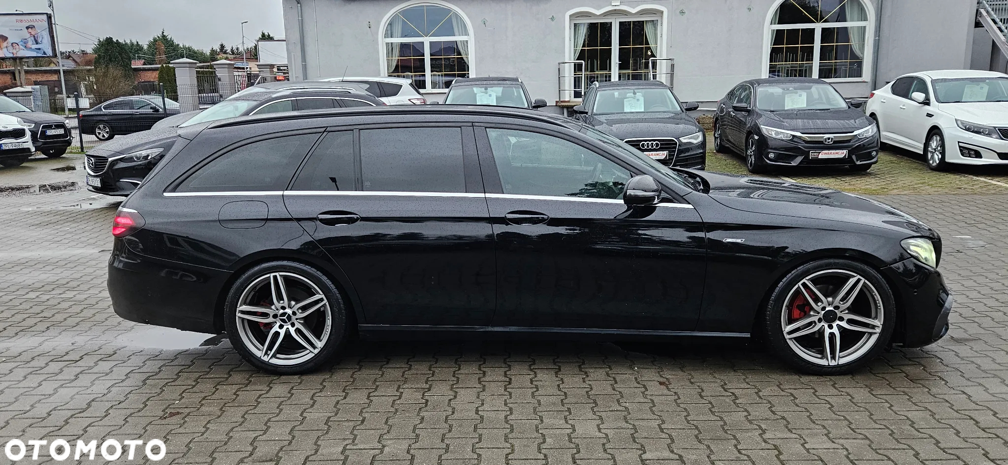 Mercedes-Benz Klasa E 200 d T 9G-TRONIC - 9