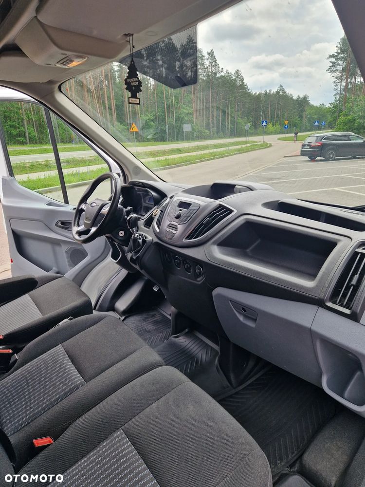Ford Transit - 10