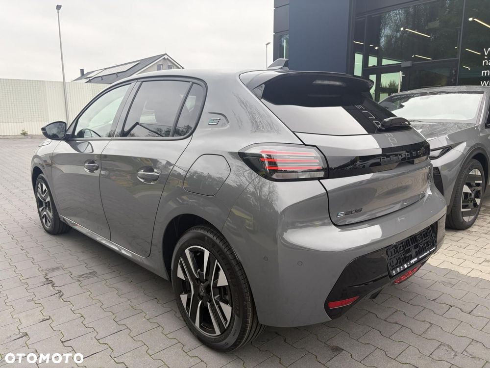 Peugeot 208 54kWh Allure - 3