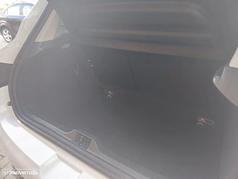 Renault Clio TCe 90 Dynamique - 12