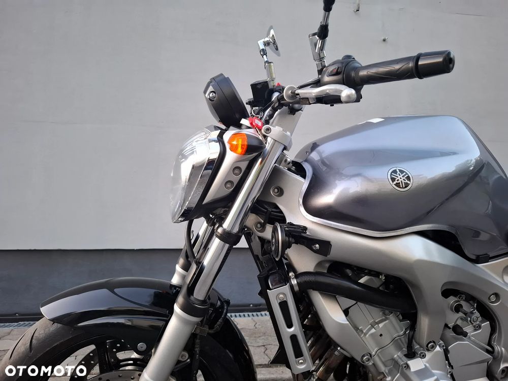 Yamaha FZ6 - 26
