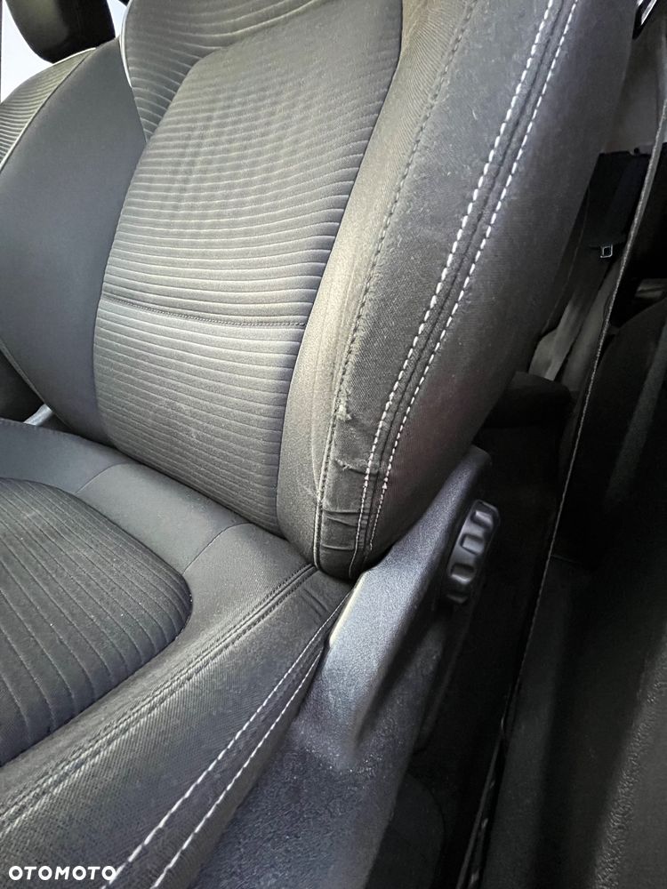 Ford Focus 2.0 EcoBlue Titanium - 22