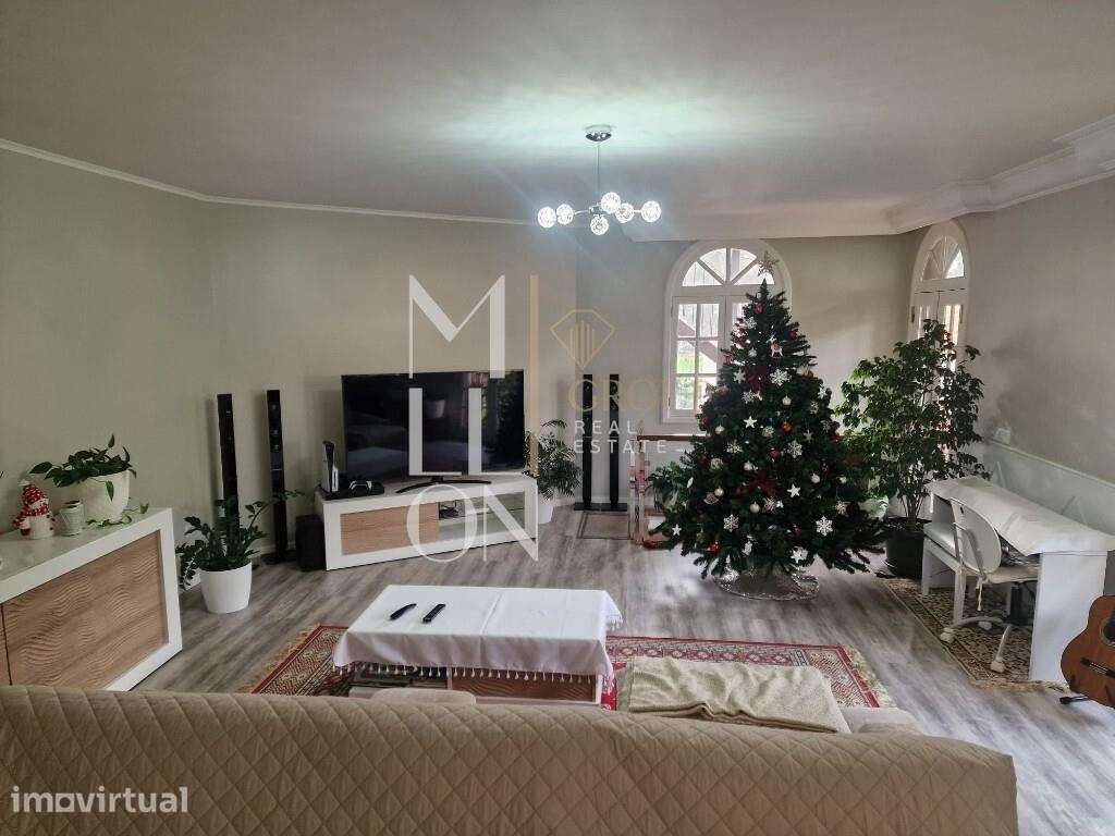 Moradia  T2 + 2 T1 (investimento) | Ilhéus | Funchal - Grande imagem: 3/37