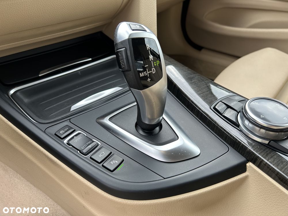 BMW Seria 4 420d Luxury Line - 13
