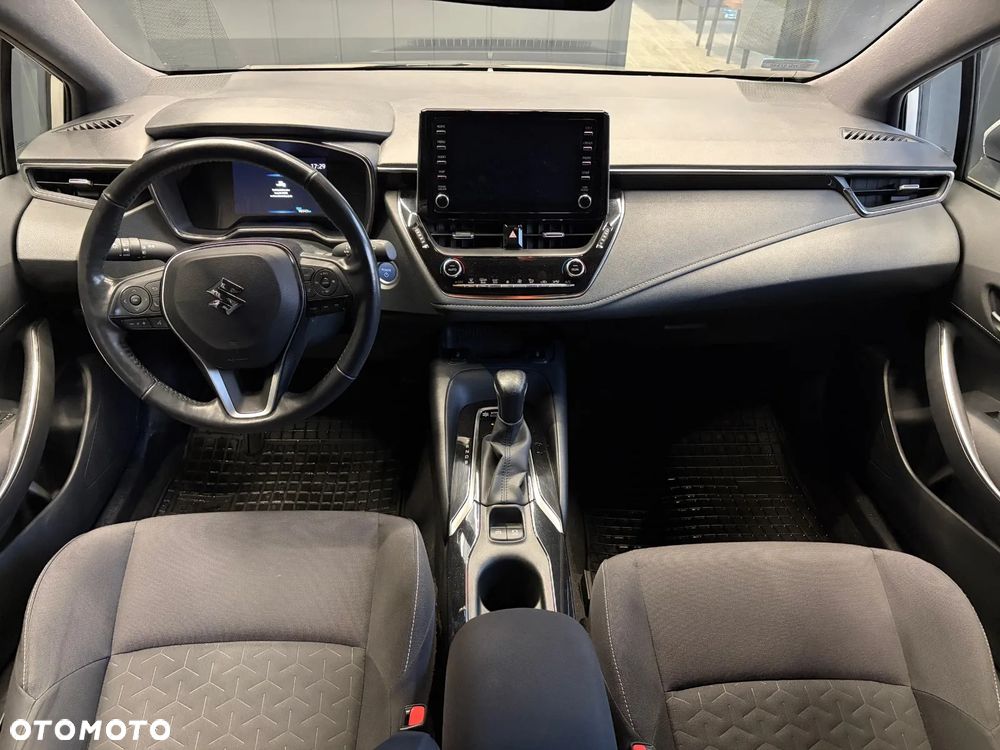 Suzuki Swace 1.8 Hybrid Premium Plus CVT - 17