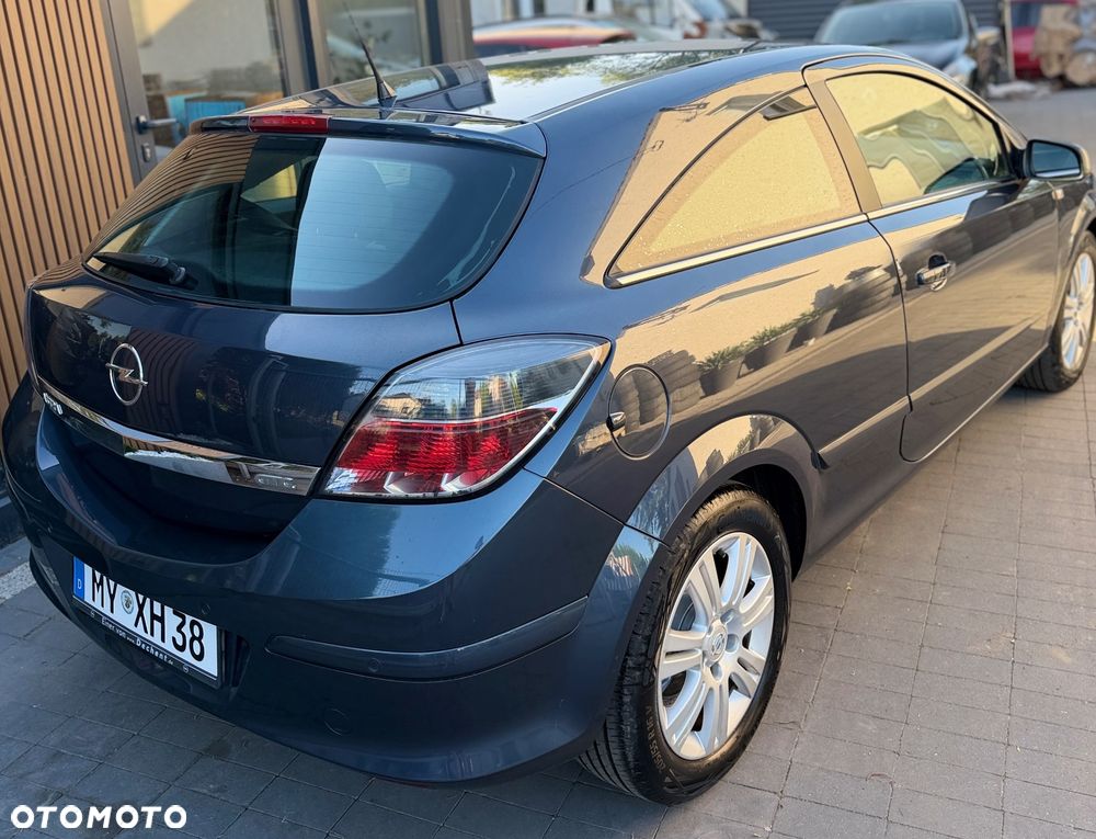 Opel Astra 1.6 Edition 111 Jahre - 36