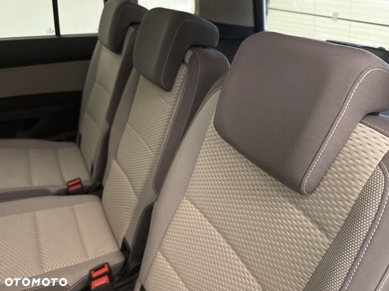 Volkswagen Touran 2.0 TDI BMT Comfortline DSG - 20