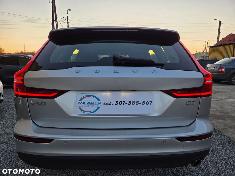 Volvo V60 D3 Momentum Pro - 13