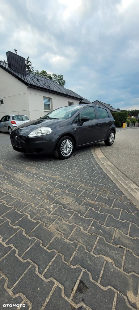 Fiat Grande Punto - 1