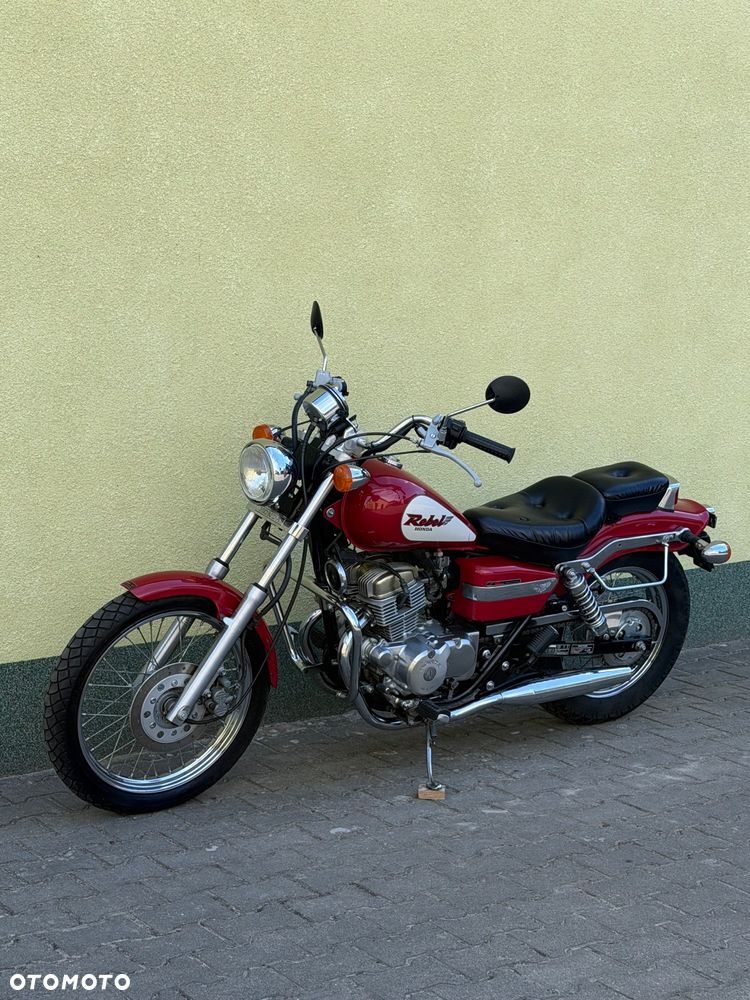 Honda CA - 27