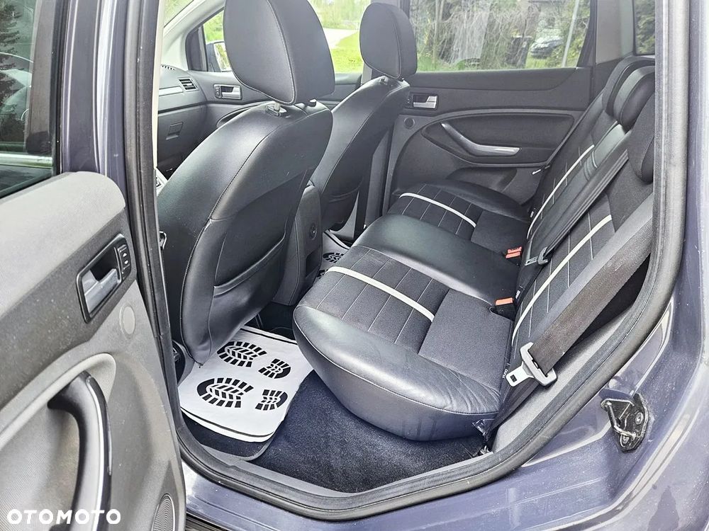 Ford Kuga 2.0 TDCi 4x4 Champions Edition - 17