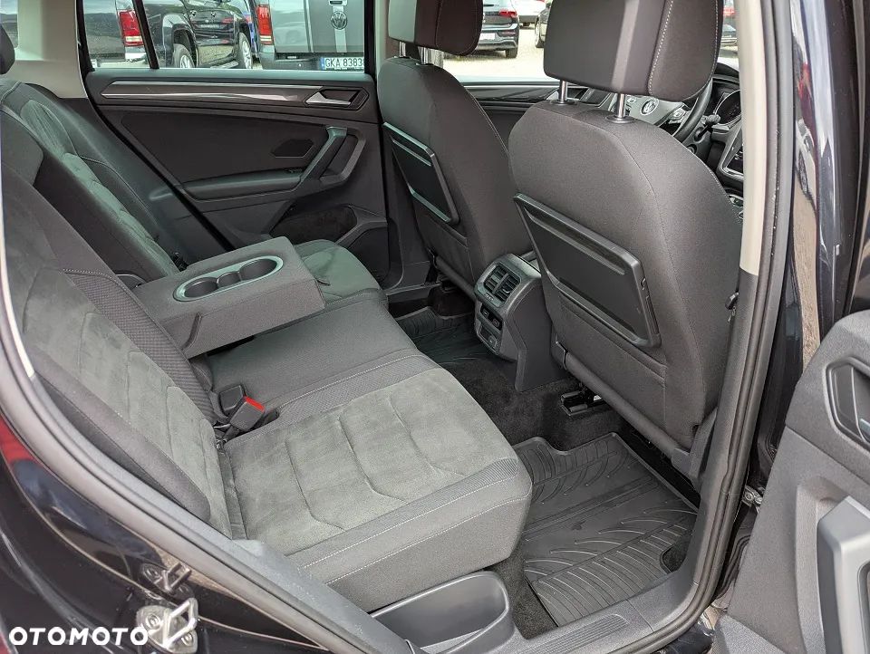 Volkswagen Tiguan 2.0 TDI SCR (BlueMotion Technology) Comfortline - 23