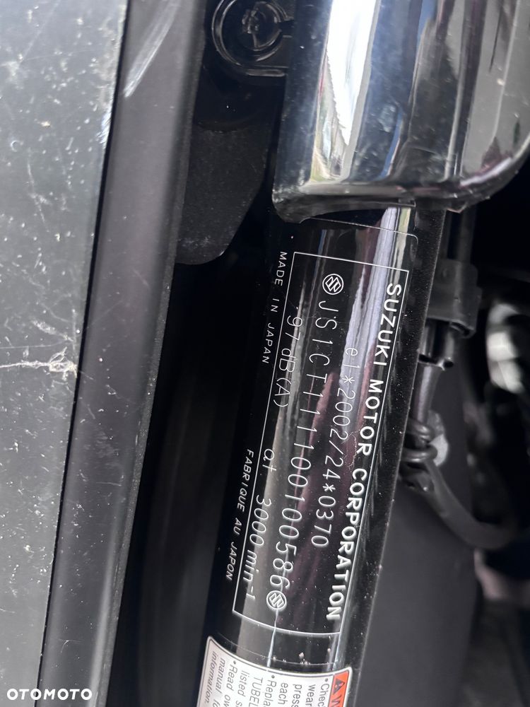 Suzuki Intruder - 9
