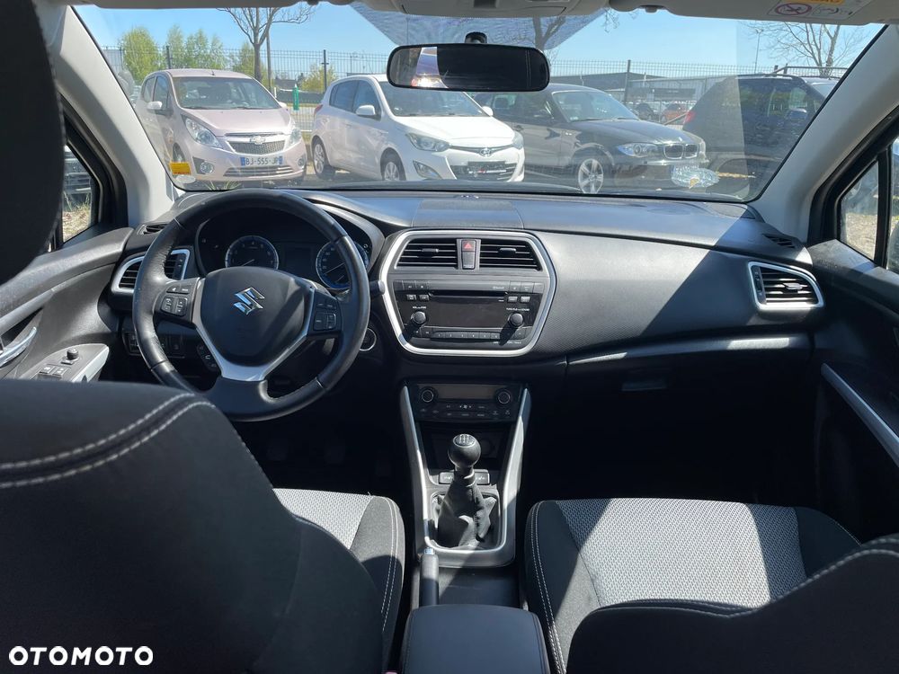 Suzuki SX4 S-Cross 1.6 XLED - 16