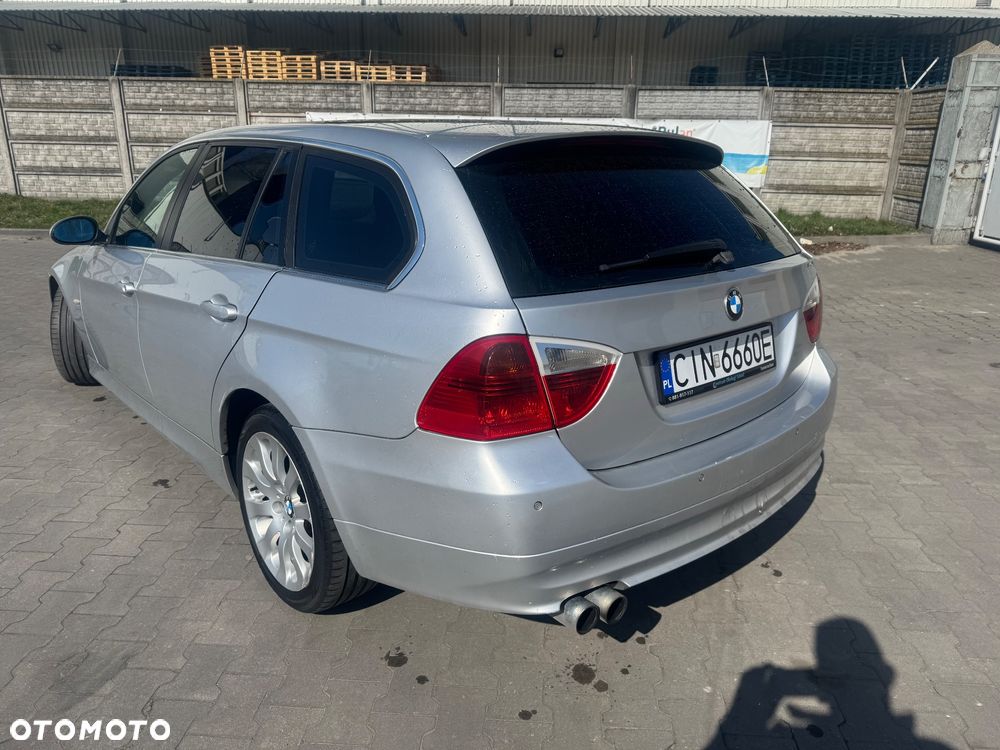 BMW Seria 3 330d DPF - 3