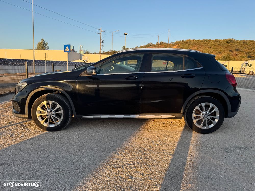 Mercedes-Benz GLA 220 CDI 7G-DCT Urban - 7